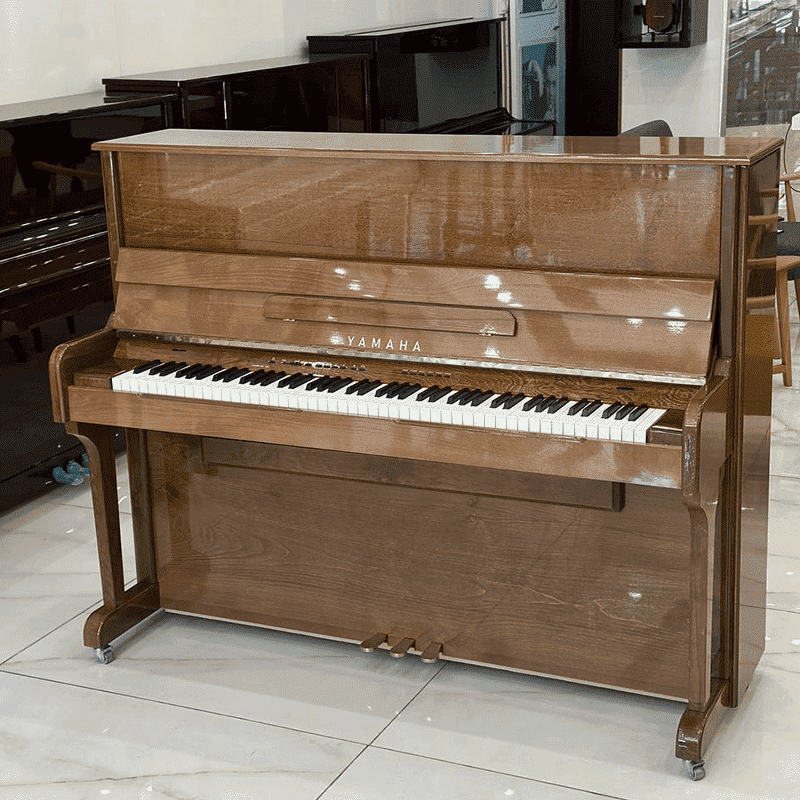 پیانو طرح آکوستیک یاماها مدل UX-120 - تصویر 1